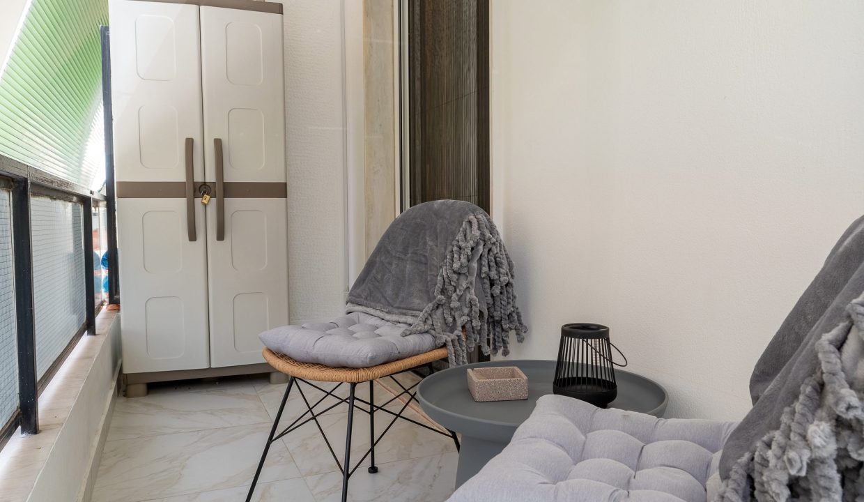 1.1.1.305_ATK8668-HDR